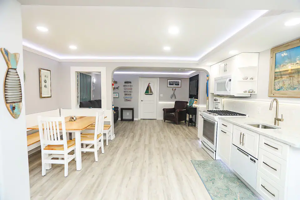 Summersuite Rental in Erie PA